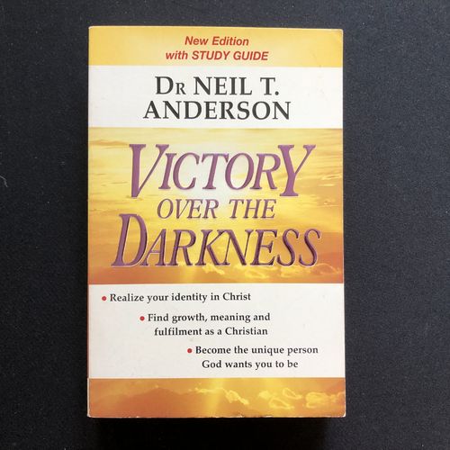 Victory over the Darkness – Neil T. Anderson (käytetty)